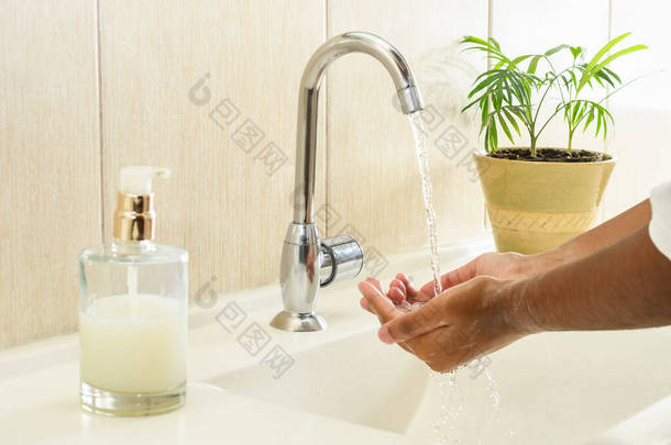 洗手基本卫生，防止感染眼镜蛇-19型头孢杆菌