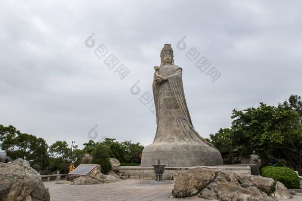 福建省湄洲岛上的<strong>妈祖像</strong>，