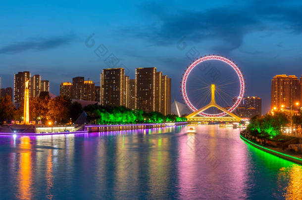 天津城市建筑景观的夜景