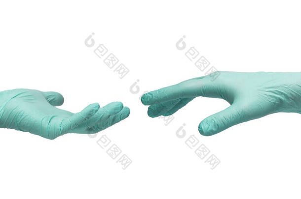 两只手戴着无菌的<strong>薄荷色</strong>氮肥手套，彼此伸出手来. 