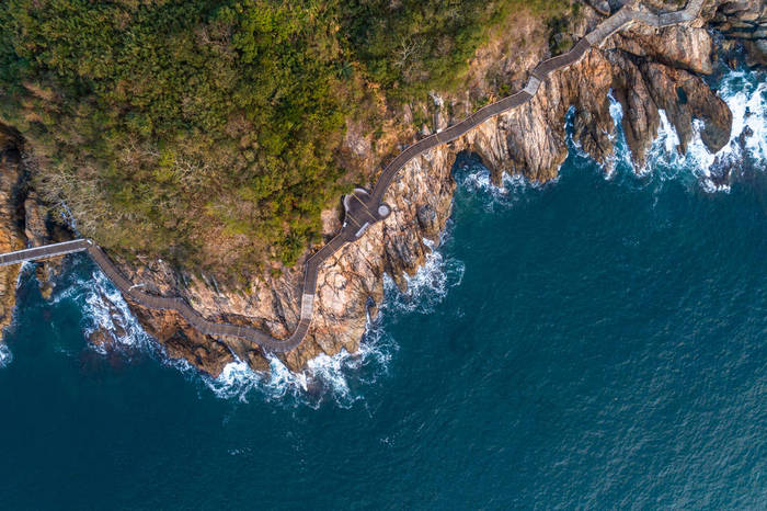 海岸线无人机鸟瞰