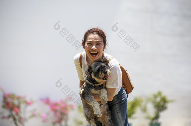 幸福的家庭要去旅游