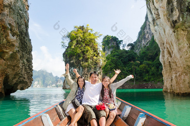 快乐家庭旅游船（泰国桂林） )