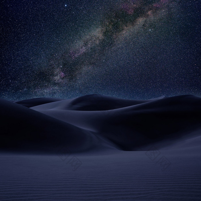 沙漠沙丘沙在银河系的星星夜图片-包图网企业站
