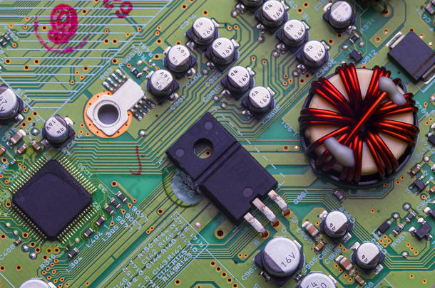 印制电路板与芯片和无线电元器件电子