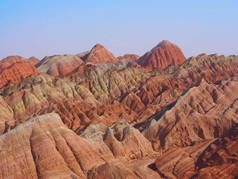 彩虹山地貌， 张野丹霞， 甘肃 ， 中国