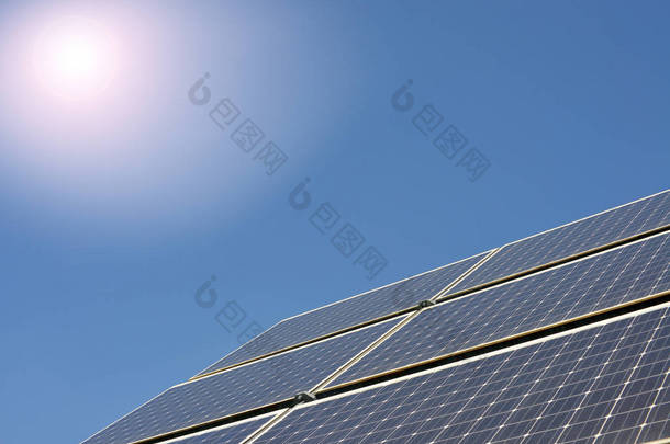 <strong>太阳能</strong>电池板发电, 可再生能源概念