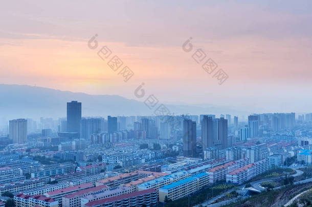 中国青海省日出地区西宁市景观航景图