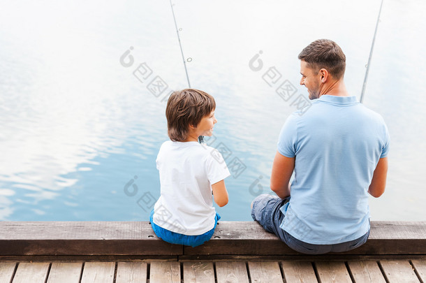 一起钓鱼