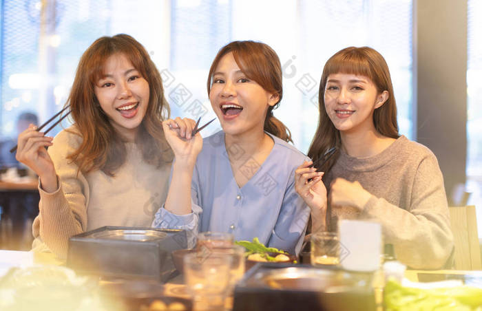 餐厅吃饭高清图片下载-餐厅吃饭图片-餐厅吃饭素材-包图网企业站
