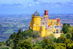 佩纳宫，辛特拉，葡萄牙的全景视图