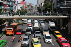 天桥天桥避免交通堵塞在曼谷