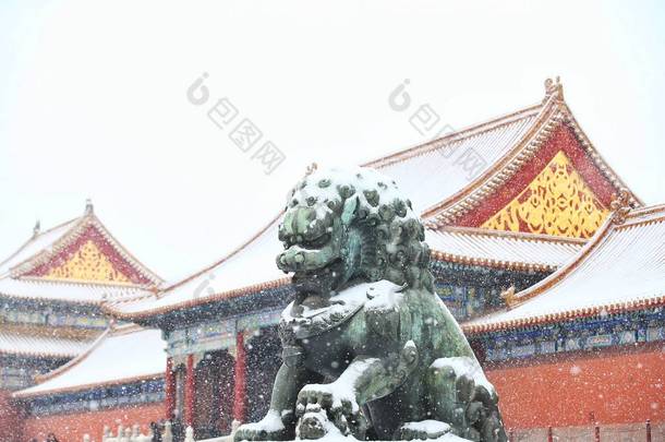 2019年2月12日, 中国北京雪中<strong>的</strong>故宫博物院 (又称紫禁城) <strong>的</strong>风景.