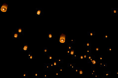 浮动灯笼、 益鹏气球节在清迈泰国