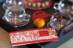 中国传统婚礼茶道餐具和服务