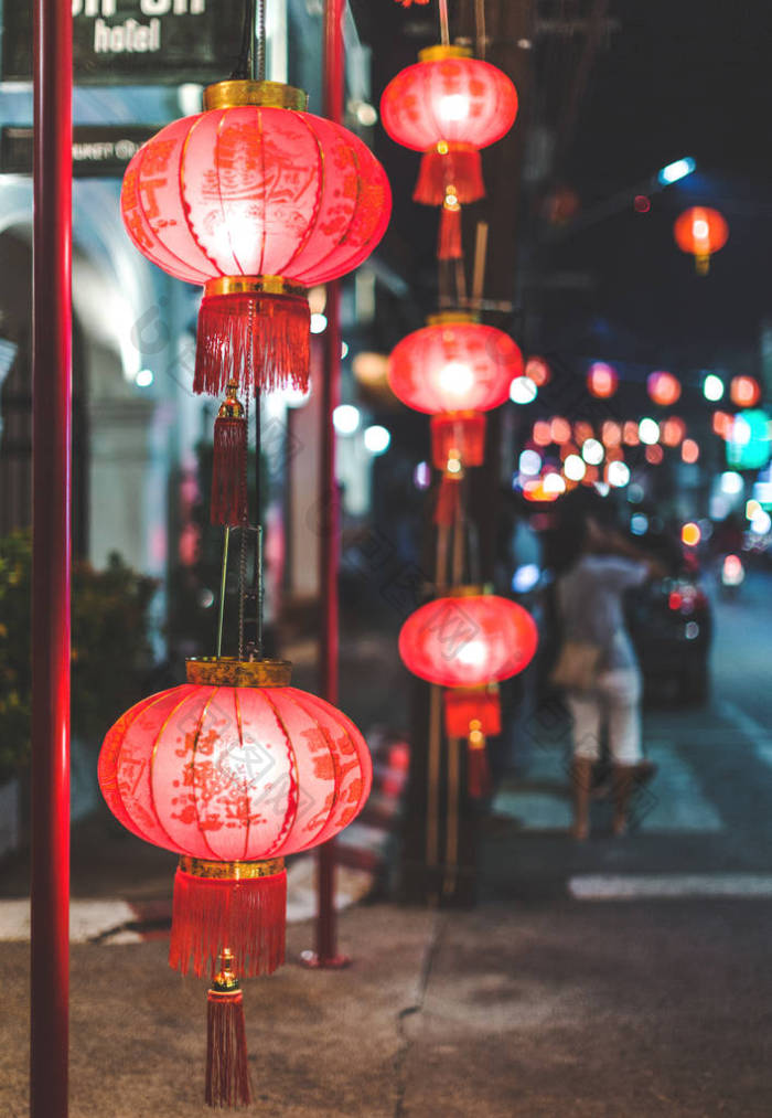 夜晚的中国灯笼图片-包图网企业站