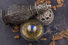 银的东方艺术阿拉伯洪亮香水