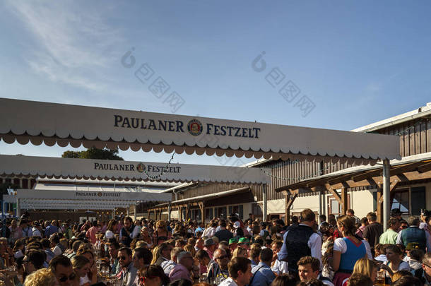 Winzerer Faehndl 帐篷在慕尼<strong>黑啤</strong>酒节在慕尼黑，德国 2015