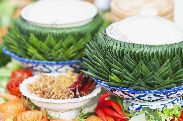 传统当地北泰风味美食 - 当地泰国美食概念