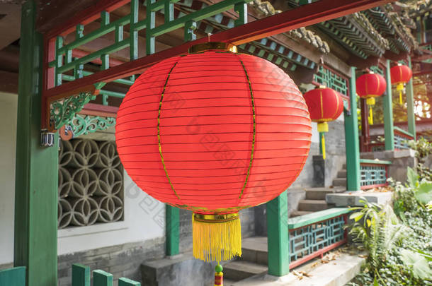 复古历史中国馆的中国灯笼装饰 