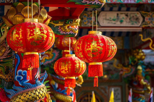中国农历新年的红灯饰 