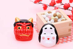 日本传统的Setsubun事件，大豆和面具的鬼怪和otafuku每年都会被用来举行活动 