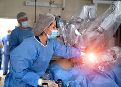 现代外科系统。医疗机器人。微创机器人手术。Da Vinci外科.