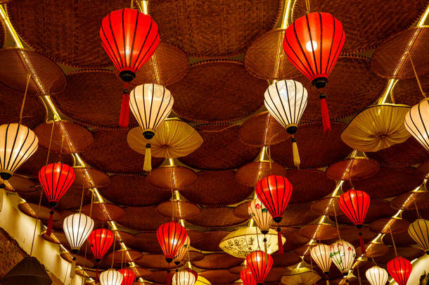 越南彩灯和装饰品 