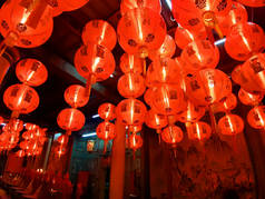 神龛中的红灯笼，祝好运，亚洲文化