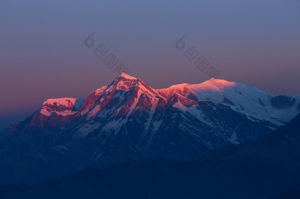 安纳布尔纳 I 喜马拉雅山脉视图从潘山 sunr 3210 米