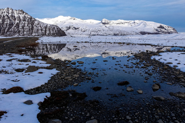 冰岛南部山<strong>水风景</strong>