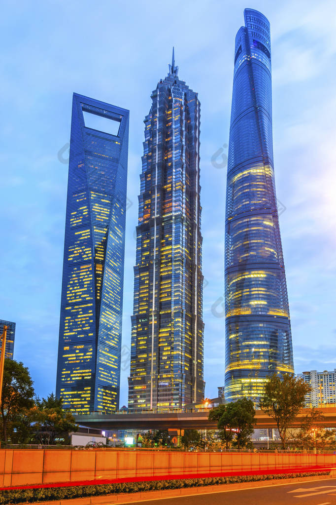 上海城市建筑夜景图片-包图网企业站