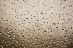 窗玻璃上的雨滴, 色调, 关闭