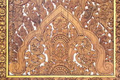 精细木雕艺术的细节。寺庙里的泰国艺术和工艺.