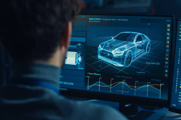 专业汽车平面设计师正在开发 3d Cad 软件渲染电动概念车，并在具有原型的高科技创新实验室中计算其效率.