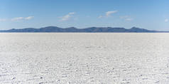 萨拉尔·德乌尤尼是世界联合国教科文组织世界遗产中最大的盐平地 - 玻利维亚阿尔蒂普拉诺，南美洲