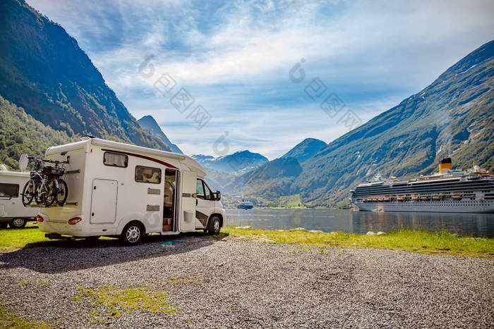 盖朗格峡湾，挪威。家庭度假旅行 Rv， 假日旅行