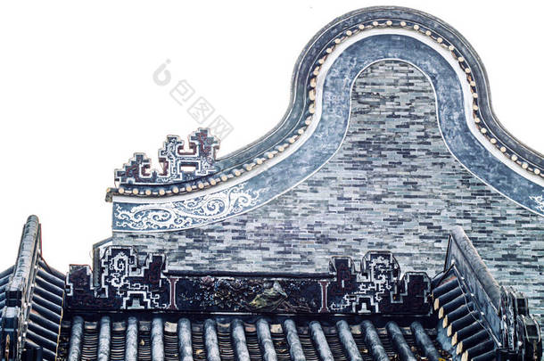 沙湾古镇的传统屋面在广州被称为Wok句柄状屋面。 岭南风格的旧城弧形屋顶.传统建筑 .