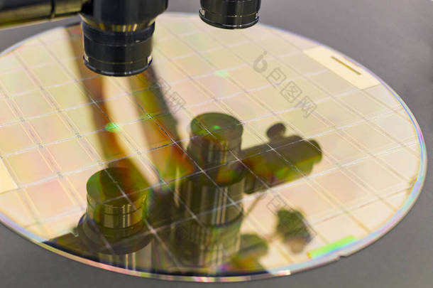 硅片在显微镜下机械加工检测中的应用.