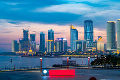 青岛城市建筑景观的夜景