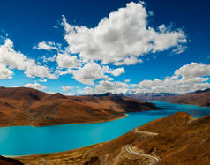 伊斯拉尔州北部美丽的高山风景