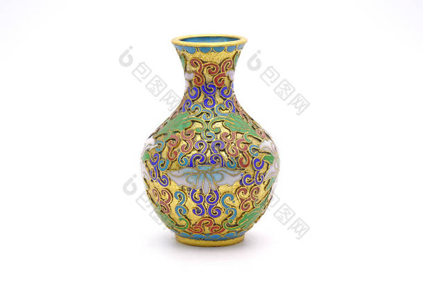 花瓶：古中国景泰蓝瓷瓶，白色底色分离