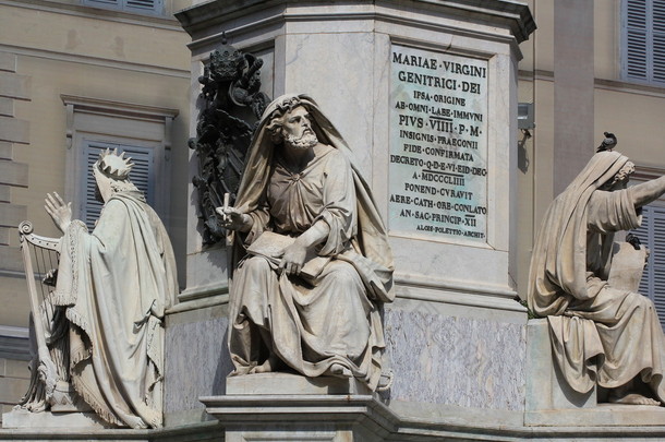 在罗马，意大利的<strong>先知</strong>以赛亚 （伊萨亚斯 ·） 雕像.