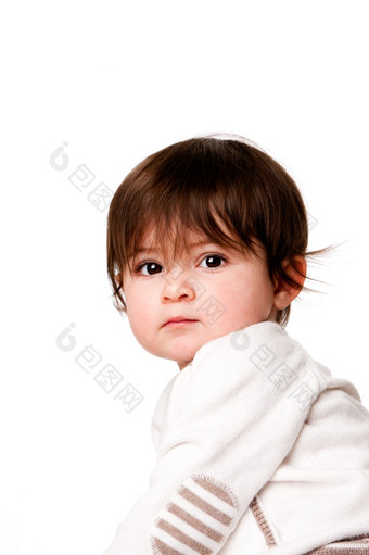 脸可爱的可爱的婴儿婴儿蹒跚学步的与无辜的惊讶表达式看在肩膀孤立的