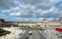 巴黎城市法国罗浮宫博物馆一般视图