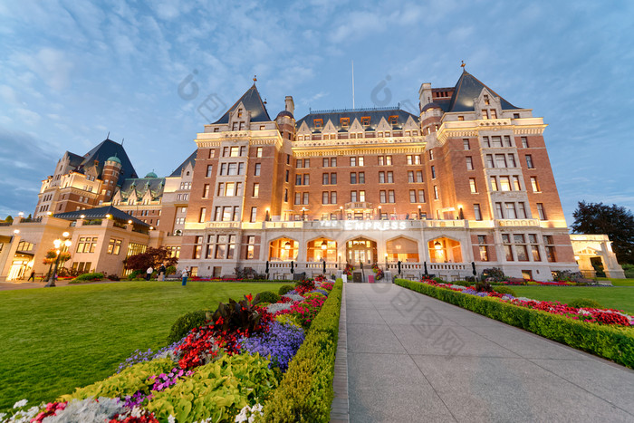维多利亚加拿大8月的皇后酒店漂亮的东西或人维多利亚加拿大8月的皇后酒店美丽的夏天晚上维多利亚受欢迎的目的地温哥华岛
