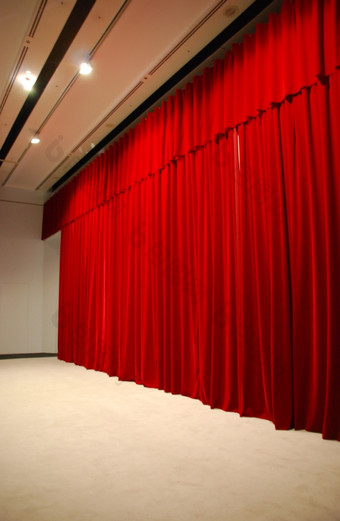 复古的而且优雅的红色的剧院阶段窗帘而且阶段