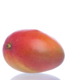 新鲜的芒果水果孤立的白色背景