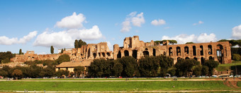 马戏团马克西姆斯古老的罗马体育场的腭山意大利马戏团最高