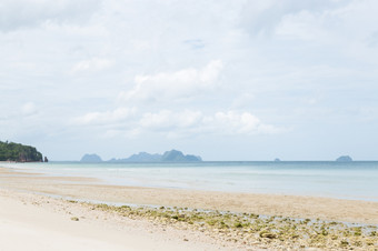 海和沙子海滩<strong>清晰</strong>的天空和水晶<strong>清晰</strong>的水域海泰国